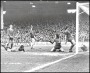 Image of : Photograph - Duncan McKenzie scoring