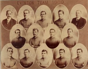 Everton F.C., 1909 Image 1- Team 1909 - 796EFC-26-1-58_0001