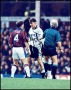 Image of : Photograph - Duncan Ferguson in action